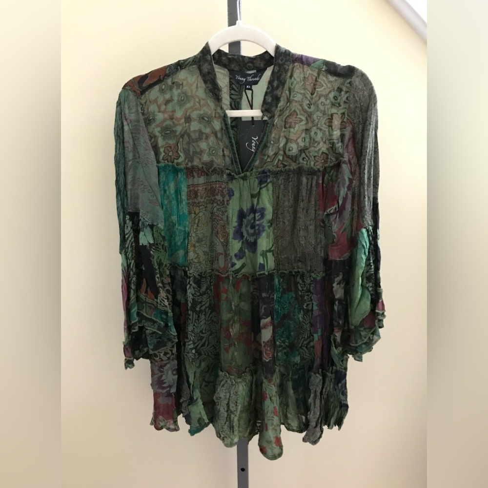 Young threads NWT Top Green Floral Top
